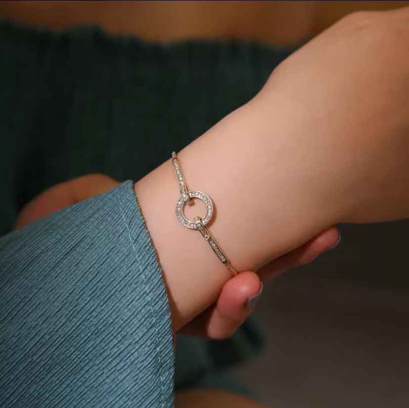 Bracciale a cerchio lumioso